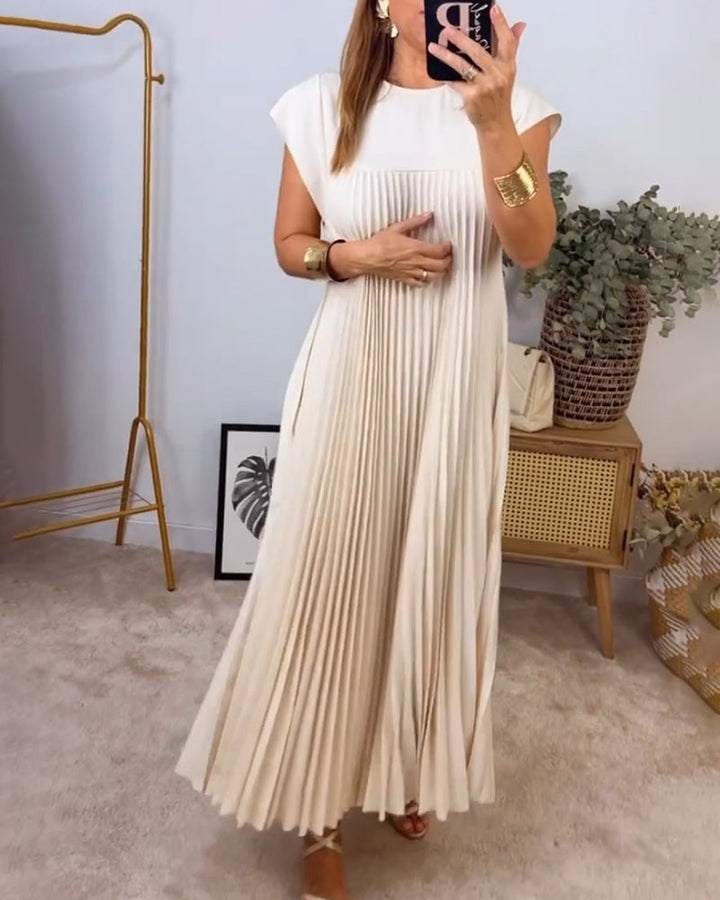 Linda | Stylish Flowing Pleated  Dress