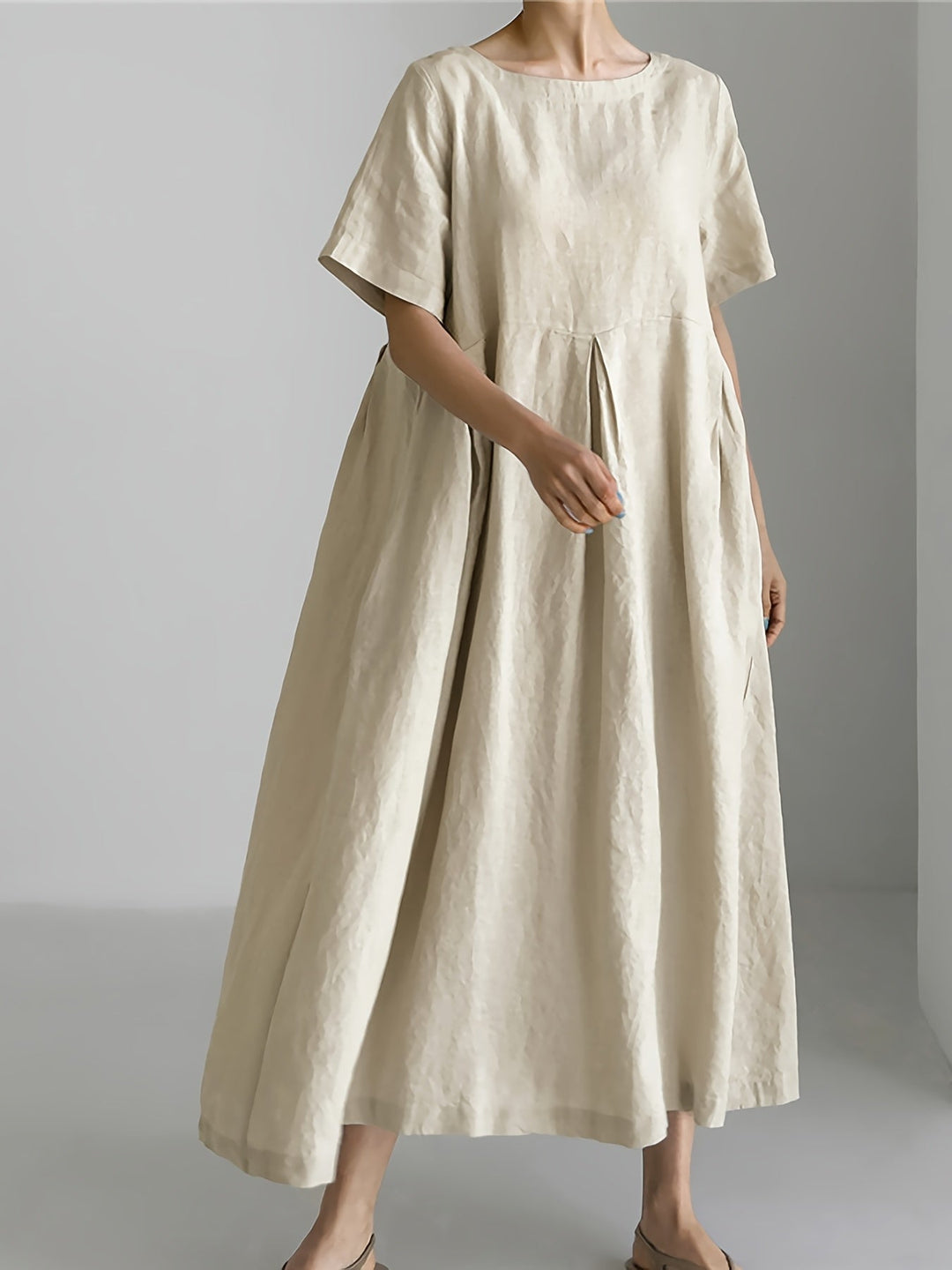 Alma | Casual Pleated Midi Dress